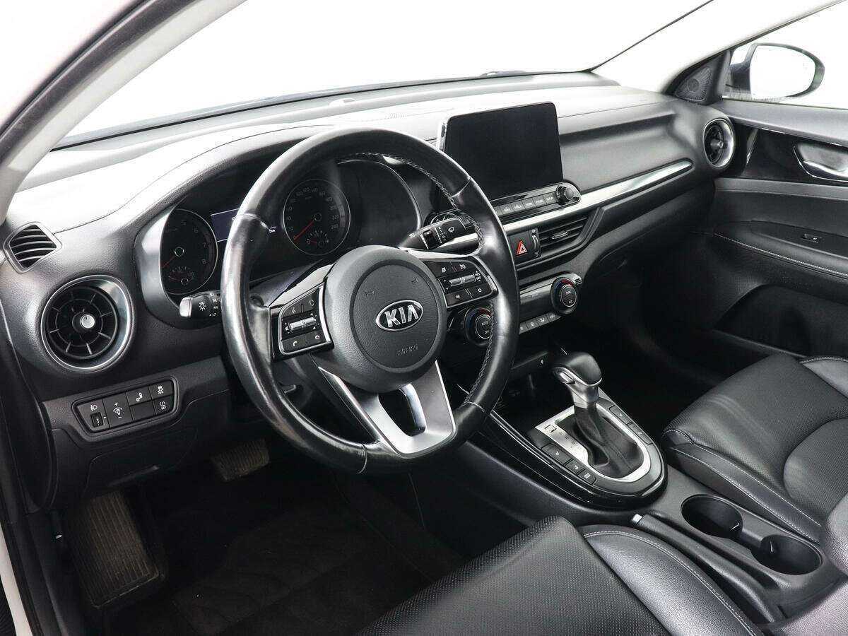 Купить Kia Cerato с пробегом. Фото: #8