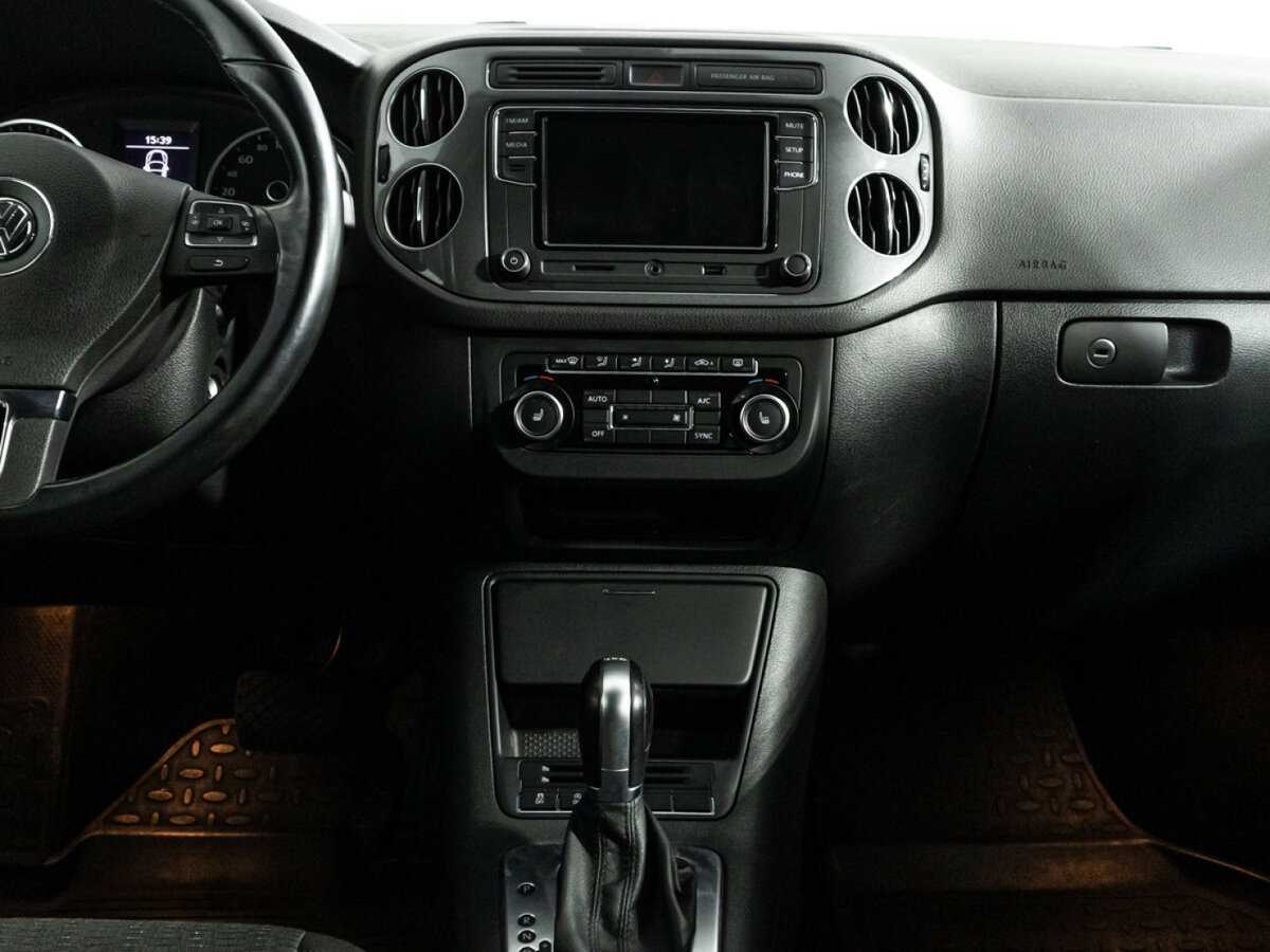 Купить Volkswagen Tiguan с пробегом. Фото: #13
