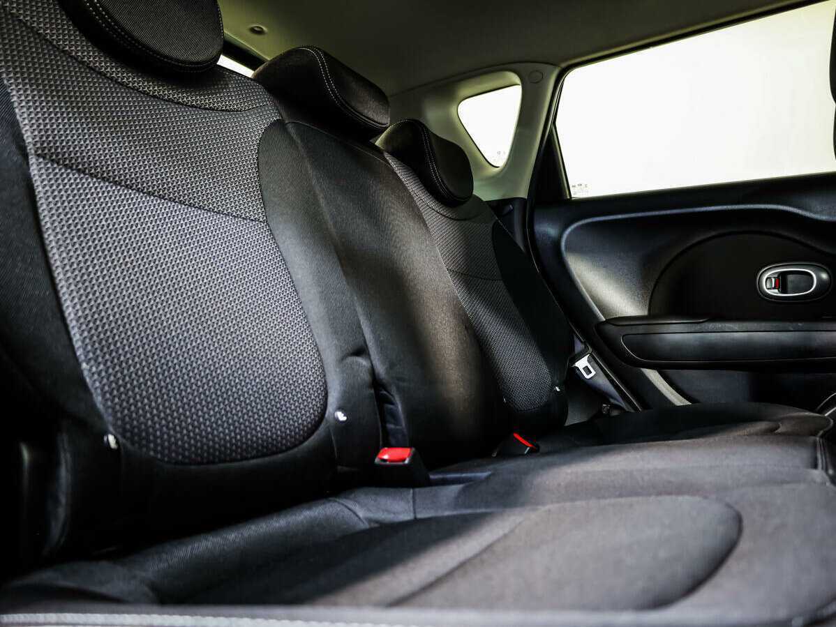 Купить Kia Soul с пробегом. Фото: #11