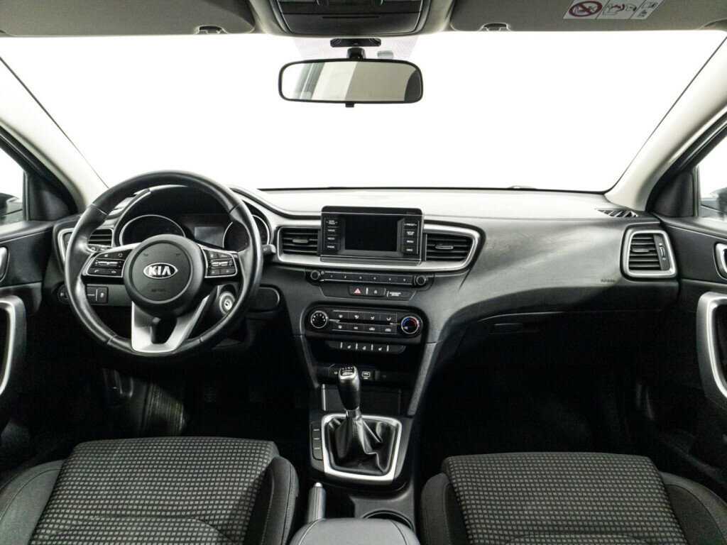 Купить Kia Ceed с пробегом. Фото: #12