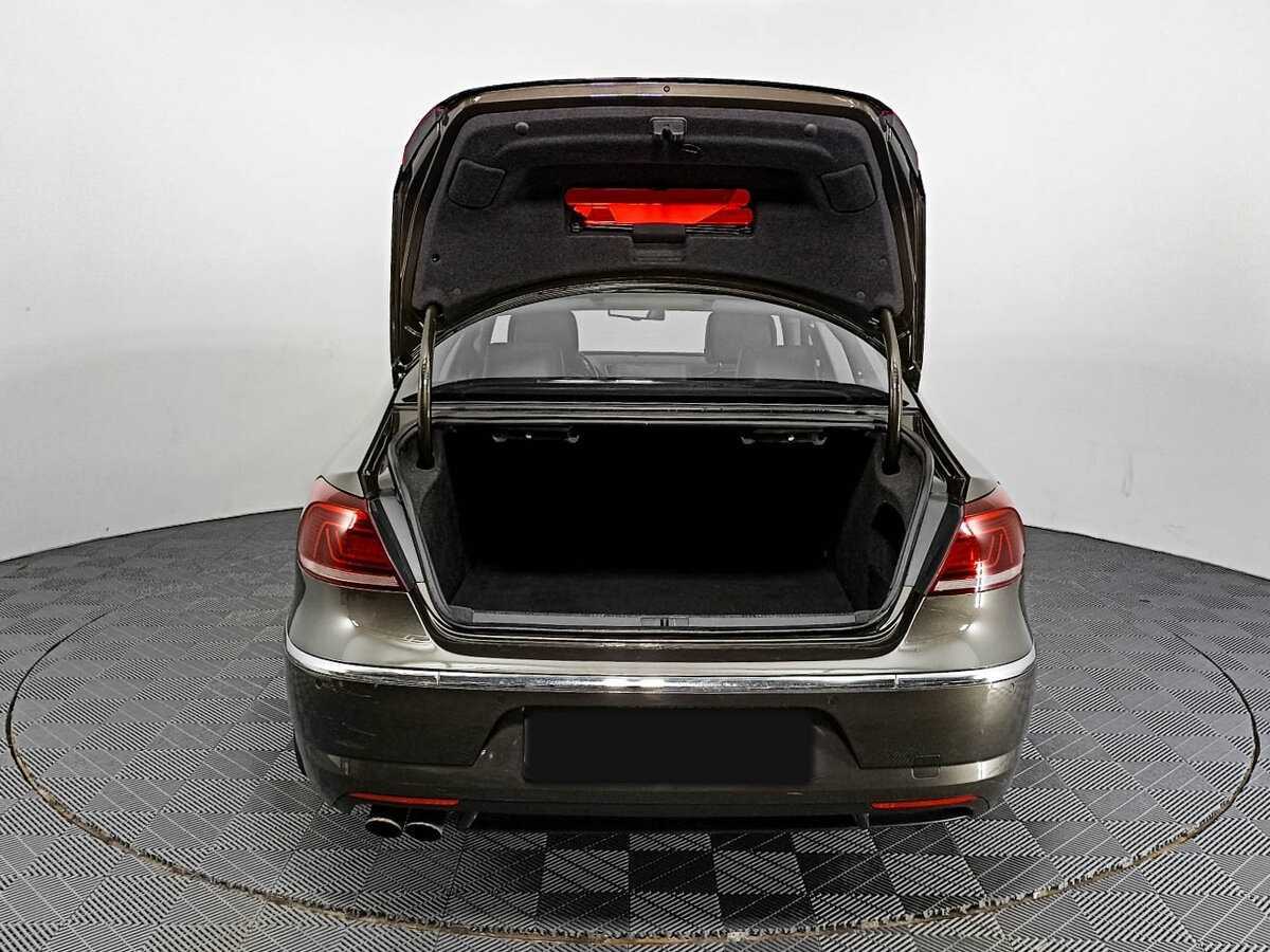 Купить Volkswagen Passat CC с пробегом. Фото: #7