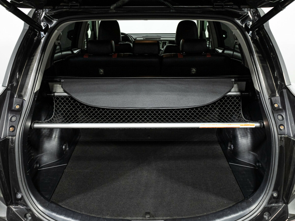 Купить Toyota RAV4 с пробегом. Фото: #19