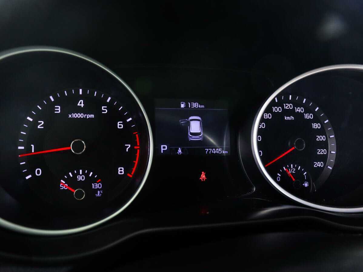 Купить Kia Ceed с пробегом. Фото: #9