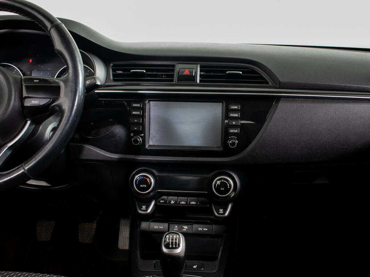 Купить Kia Rio с пробегом. Фото: #8