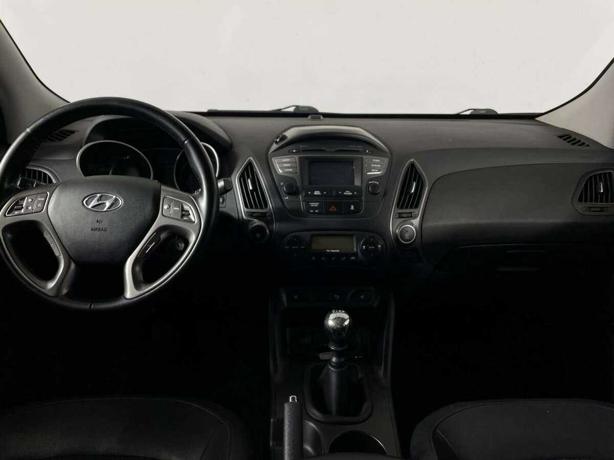 Купить Hyundai ix35 с пробегом. Фото: #6