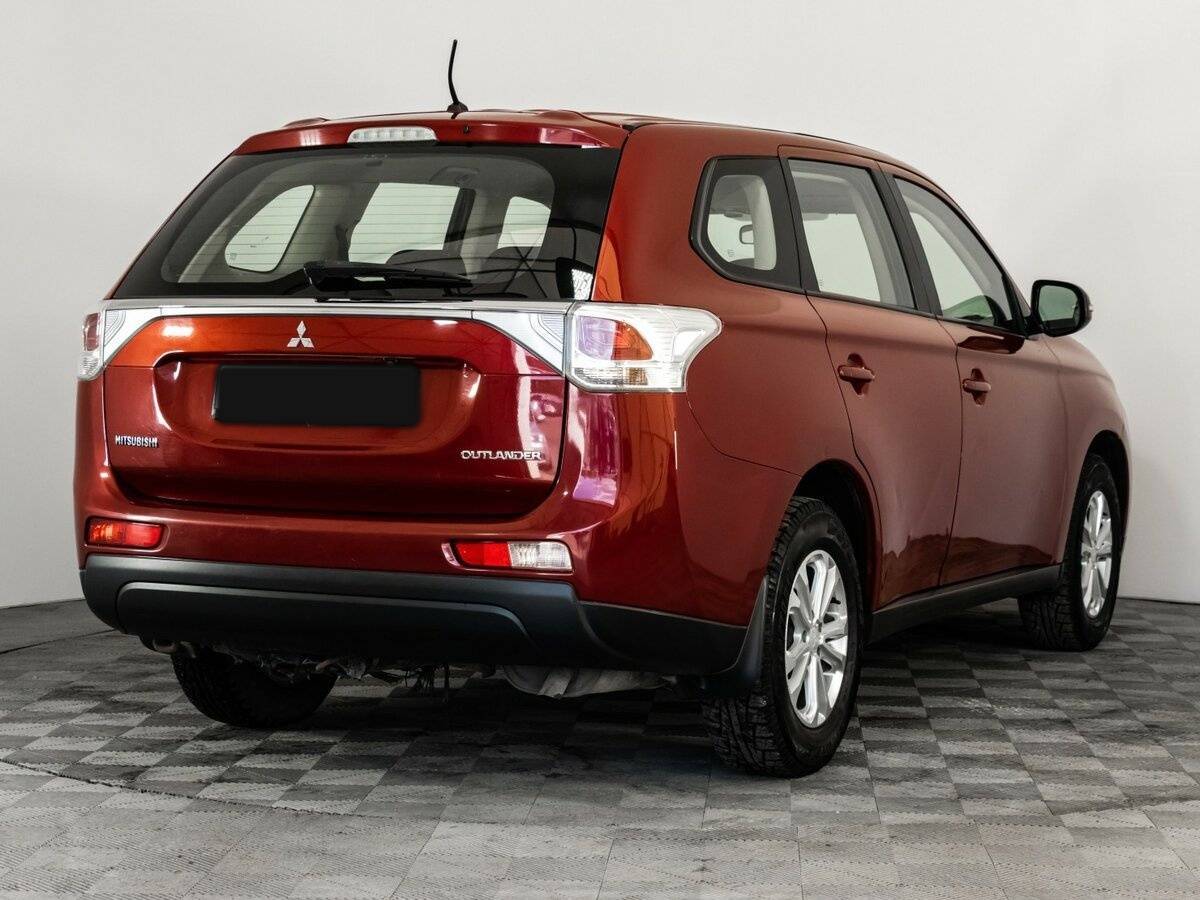 Купить Mitsubishi Outlander с пробегом. Фото: #4
