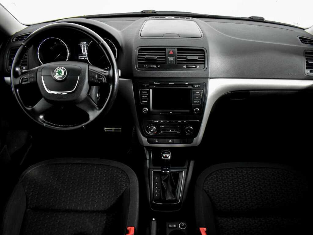 Купить Skoda Yeti с пробегом. Фото: #12