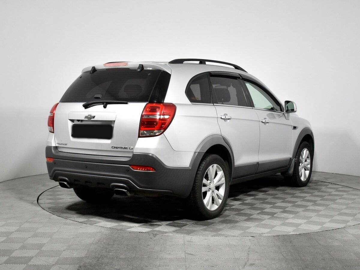 Купить Chevrolet Captiva с пробегом. Фото: #2