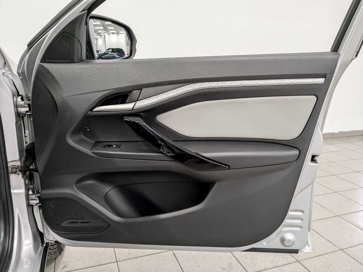 Купить Lada (ВАЗ) Vesta с пробегом. Фото: #21