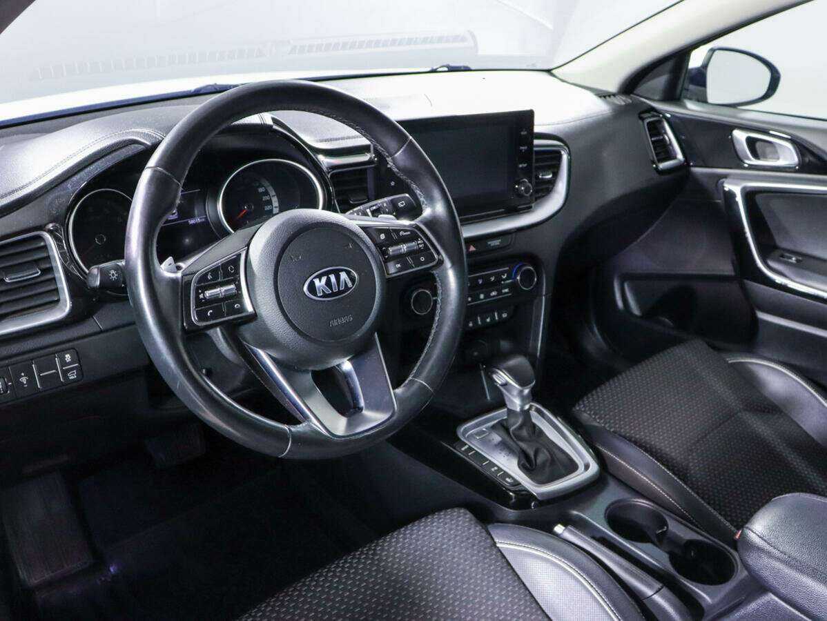 Купить Kia XCeed с пробегом. Фото: #11