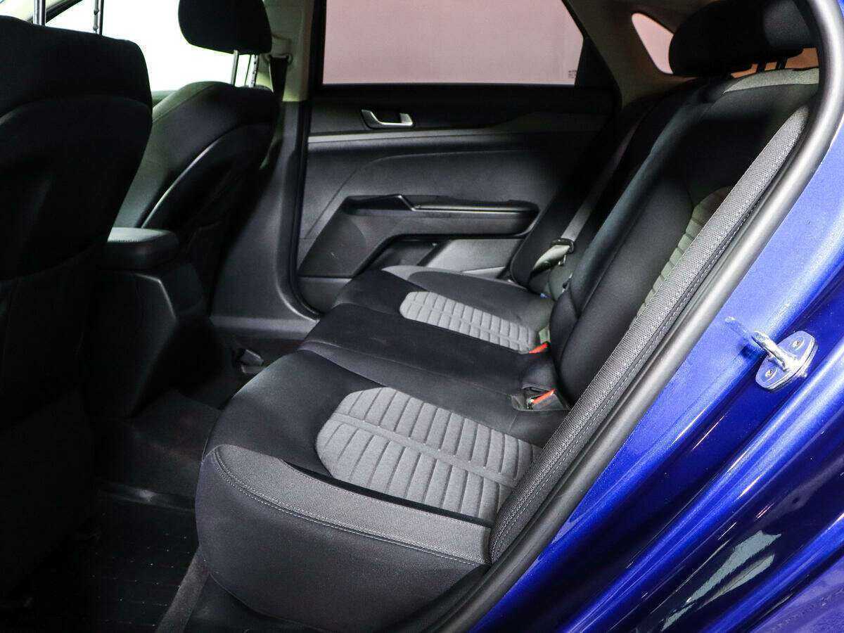 Купить Kia K5 с пробегом. Фото: #9