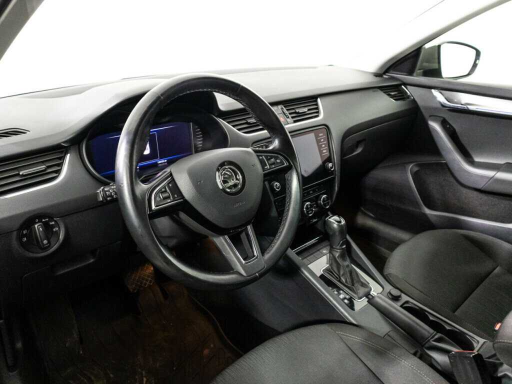 Купить Skoda Octavia с пробегом. Фото: #10
