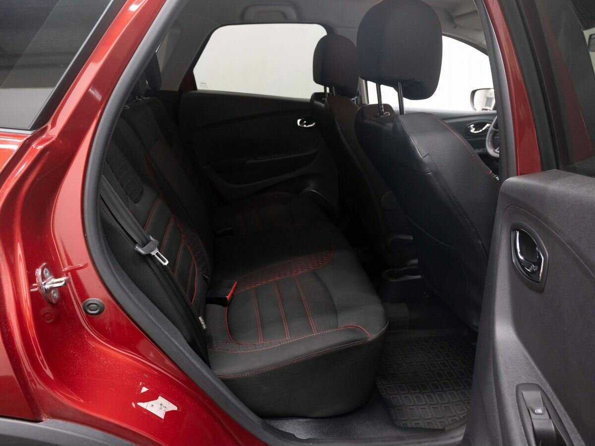 Купить Renault Kaptur с пробегом. Фото: #11