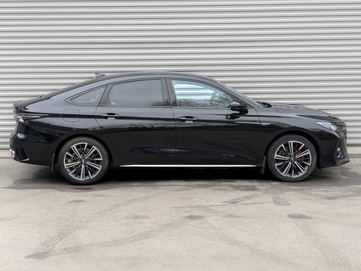 Купить Chery Arrizo 8 с пробегом. Фото: #3