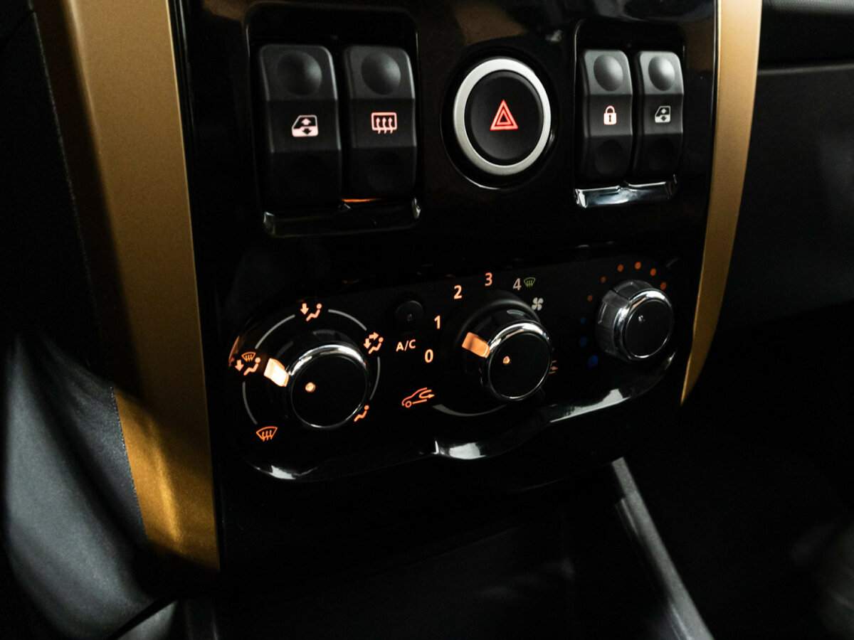 Купить Lada (ВАЗ) Largus с пробегом. Фото: #15