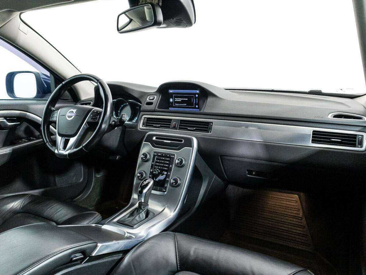 Купить Volvo XC70 с пробегом. Фото: #8