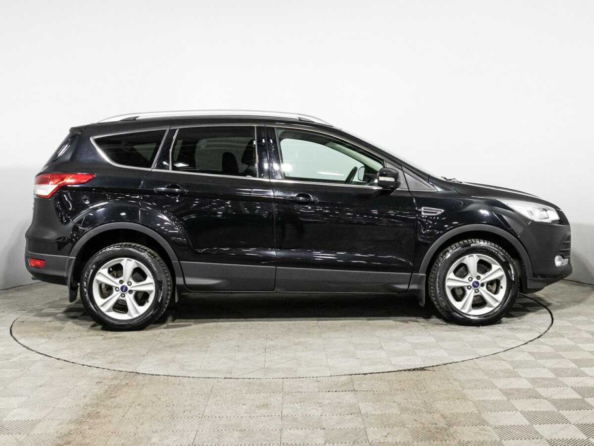 Купить Ford Kuga с пробегом. Фото: #3