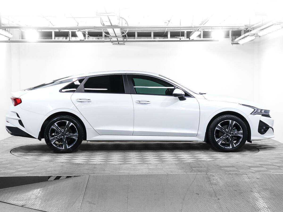 Купить Kia K5 с пробегом. Фото: #3