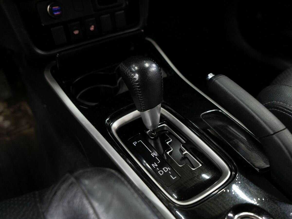Купить Mitsubishi Outlander с пробегом. Фото: #12