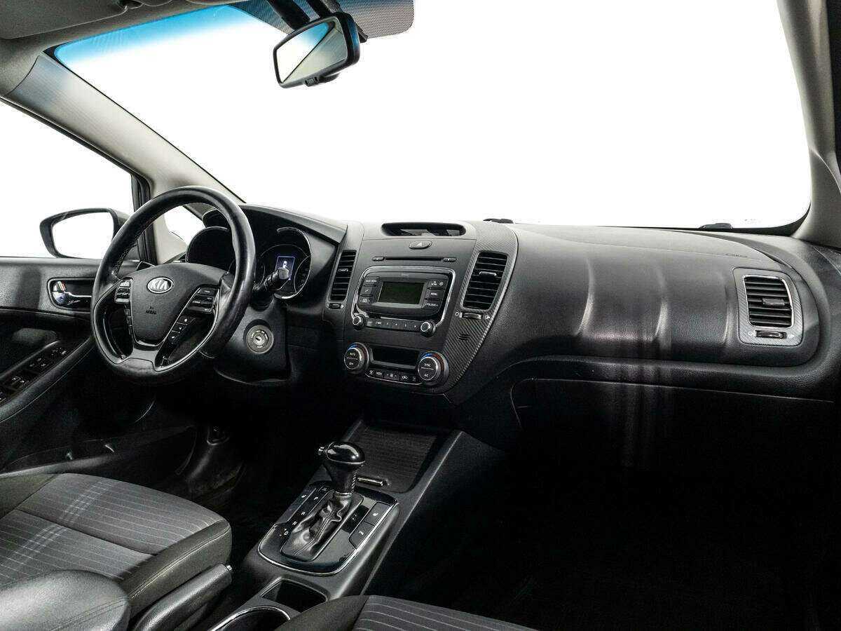 Купить Kia Cerato с пробегом. Фото: #8