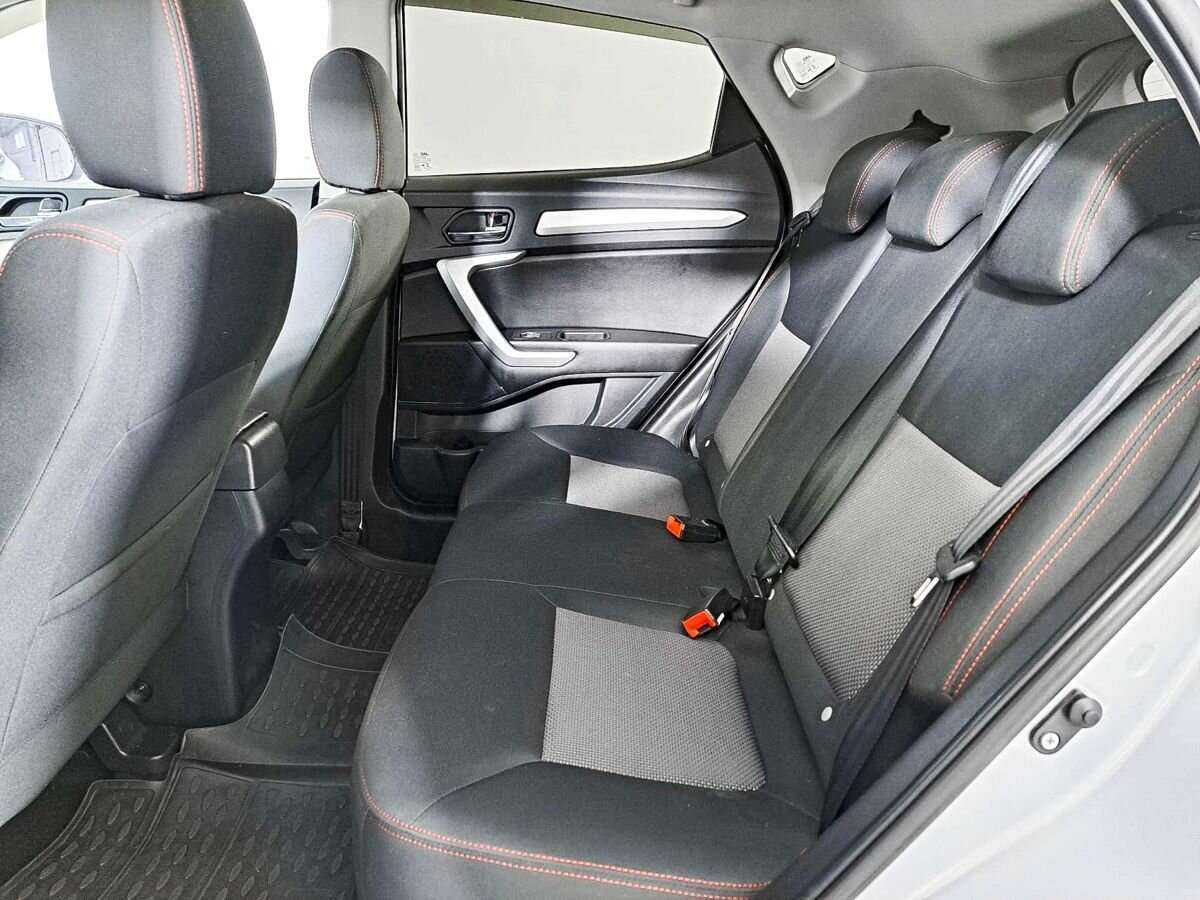 Купить JAC S3 с пробегом. Фото: #7