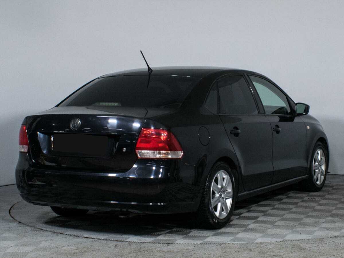 Купить Volkswagen Polo с пробегом. Фото: #4