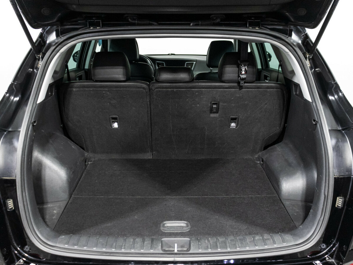 Купить Hyundai Tucson с пробегом. Фото: #18