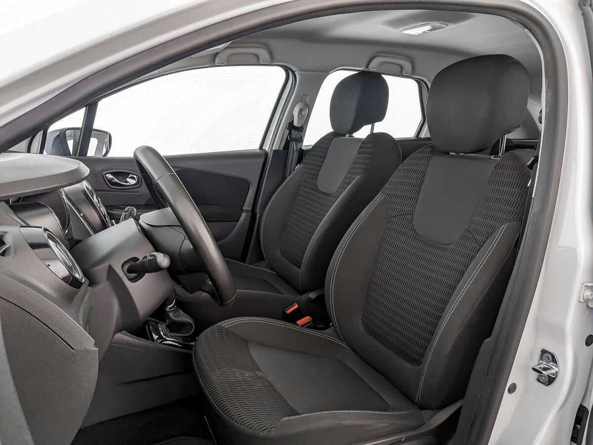 Купить Renault Kaptur с пробегом. Фото: #16