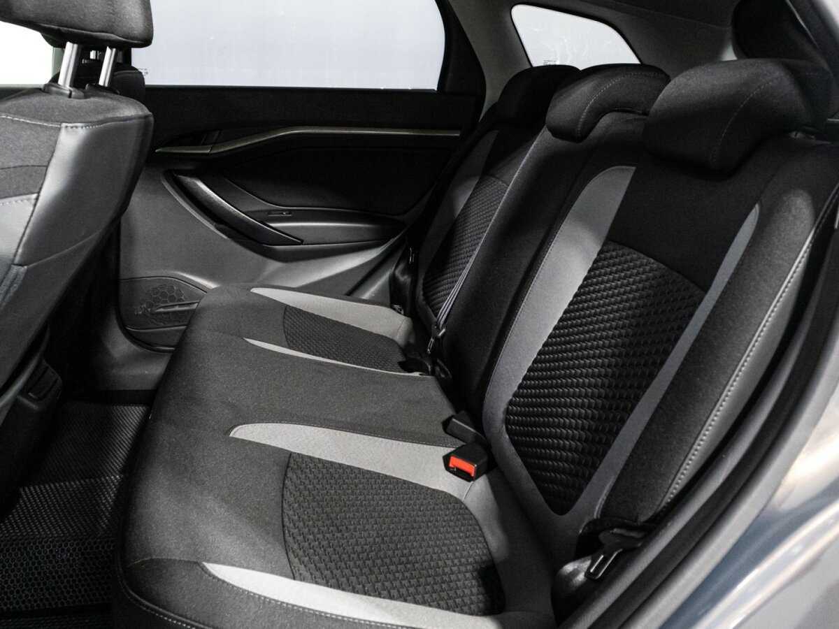 Купить Lada (ВАЗ) Vesta с пробегом. Фото: #9