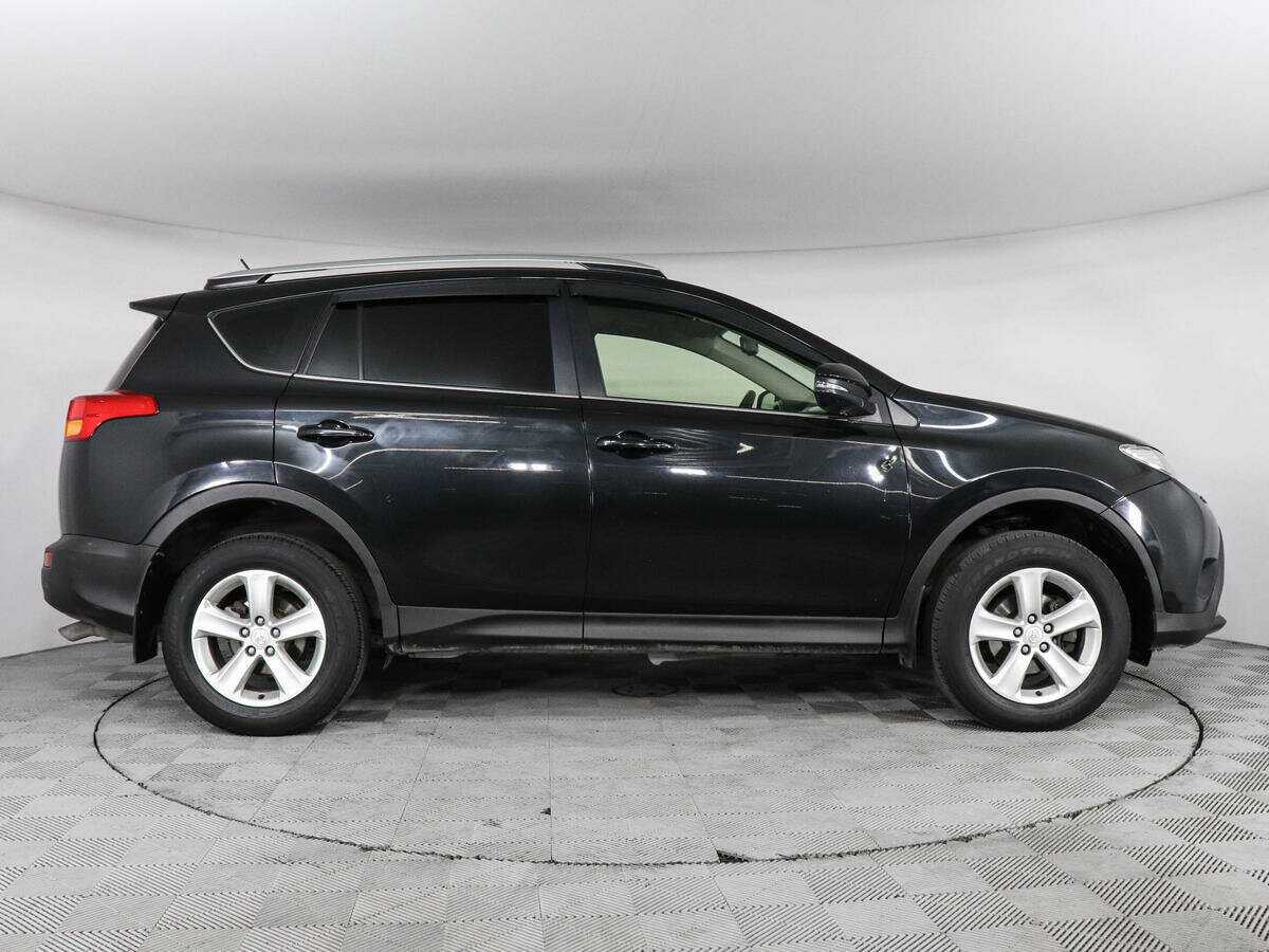 Купить Toyota RAV4 с пробегом. Фото: #3