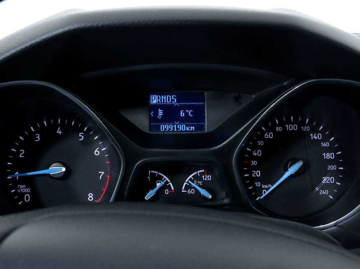 Купить Ford Focus с пробегом. Фото: #15