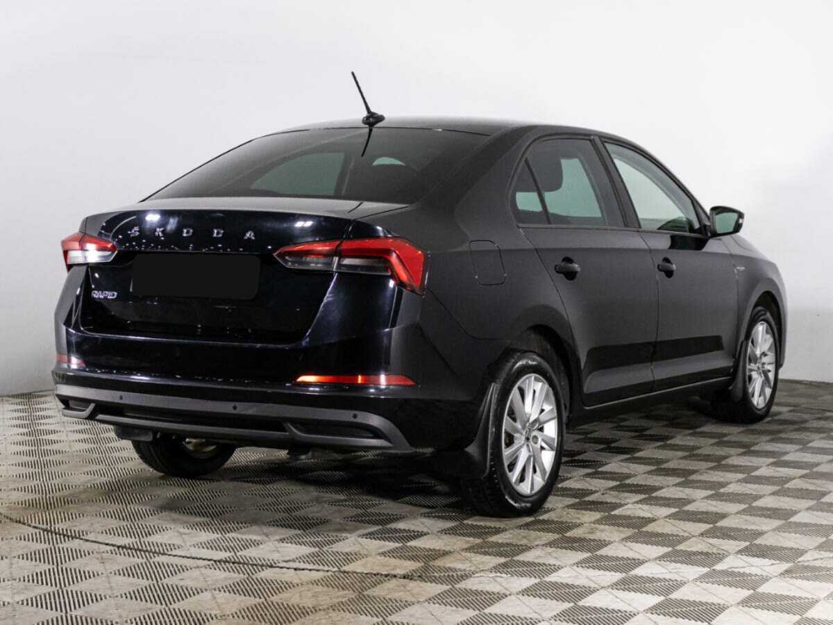 Купить Skoda Rapid с пробегом. Фото: #4