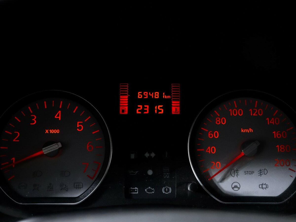 Купить Renault Sandero с пробегом. Фото: #7