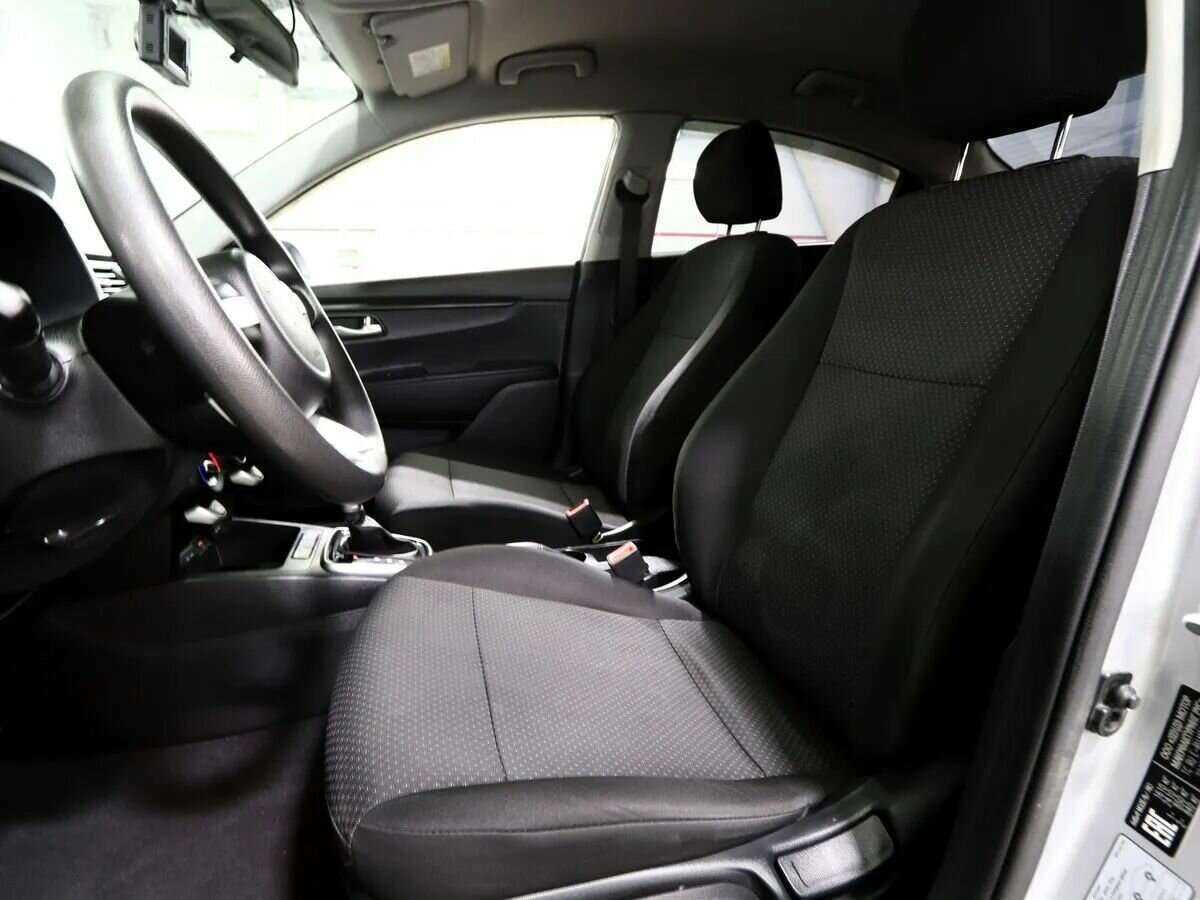 Купить Kia Rio с пробегом. Фото: #4