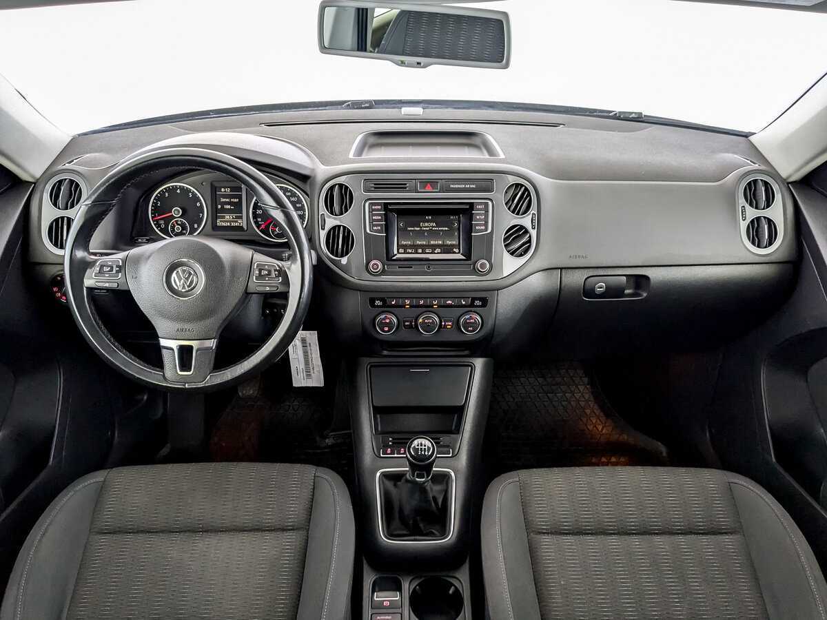 Купить Volkswagen Tiguan с пробегом. Фото: #13