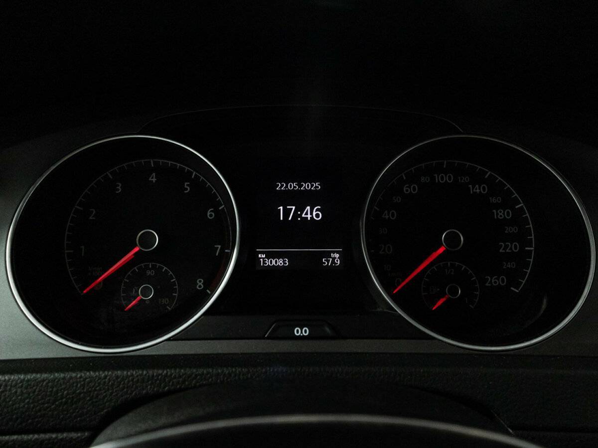 Купить Volkswagen Golf с пробегом. Фото: #11