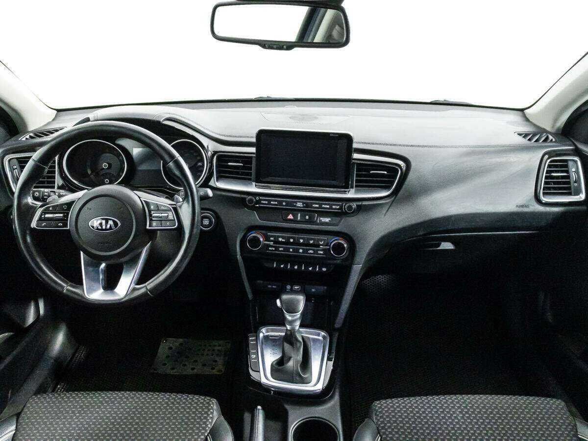Купить Kia Ceed с пробегом. Фото: #12