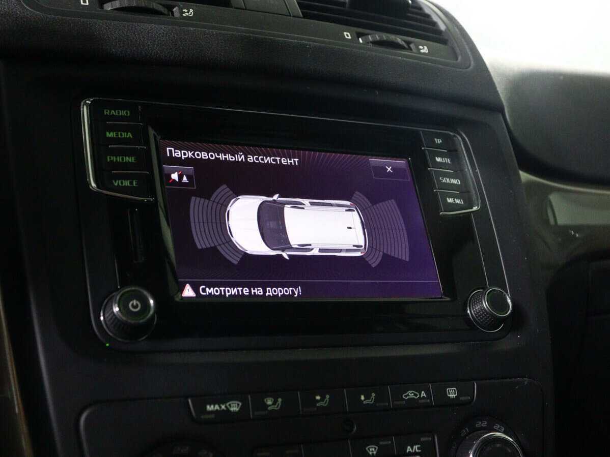 Купить Skoda Yeti с пробегом. Фото: #13