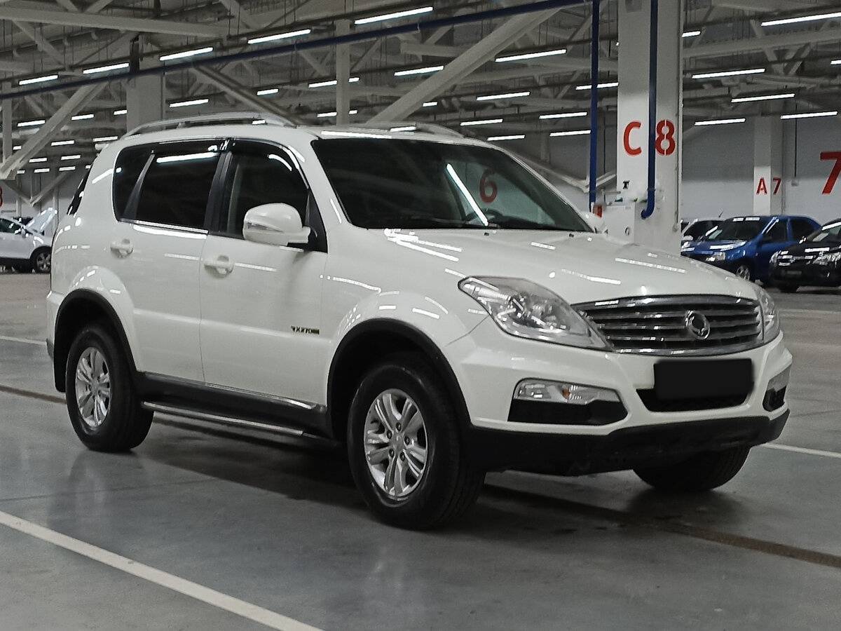Купить SsangYong Rexton с пробегом. Фото: #2