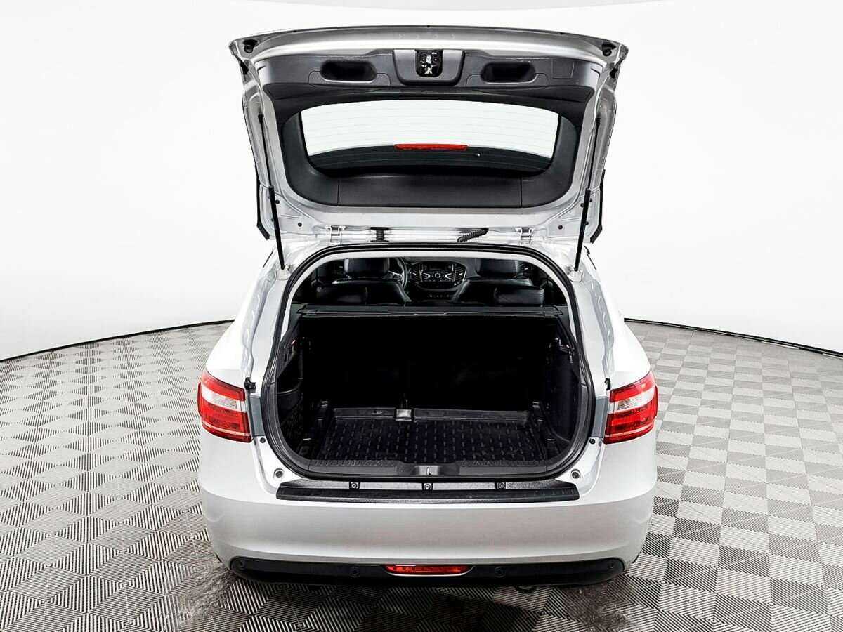 Купить Lada (ВАЗ) Vesta с пробегом. Фото: #9