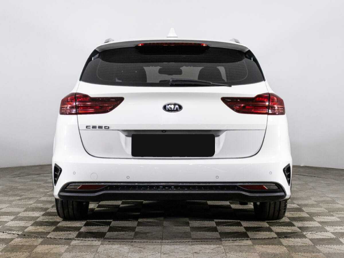 Купить Kia Ceed с пробегом. Фото: #5