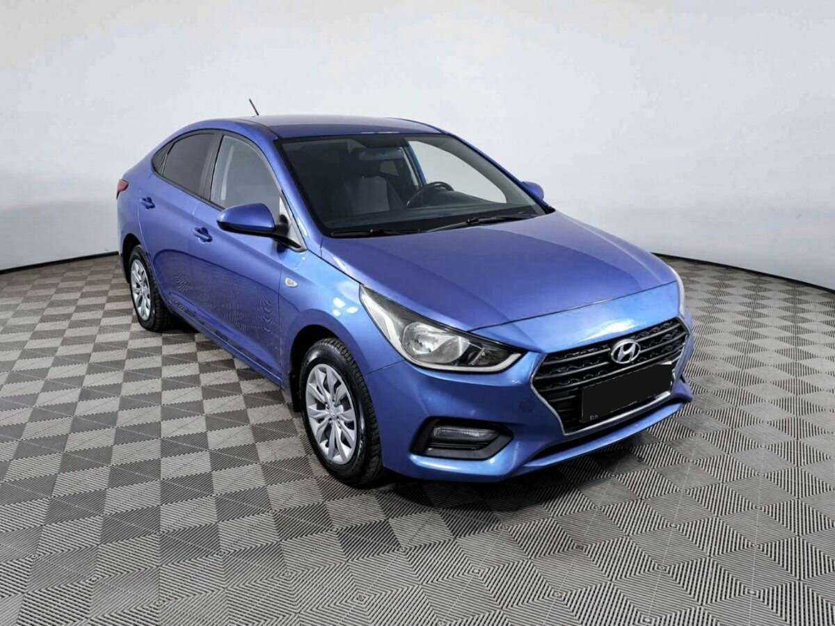 Купить Hyundai Solaris с пробегом. Фото: #2