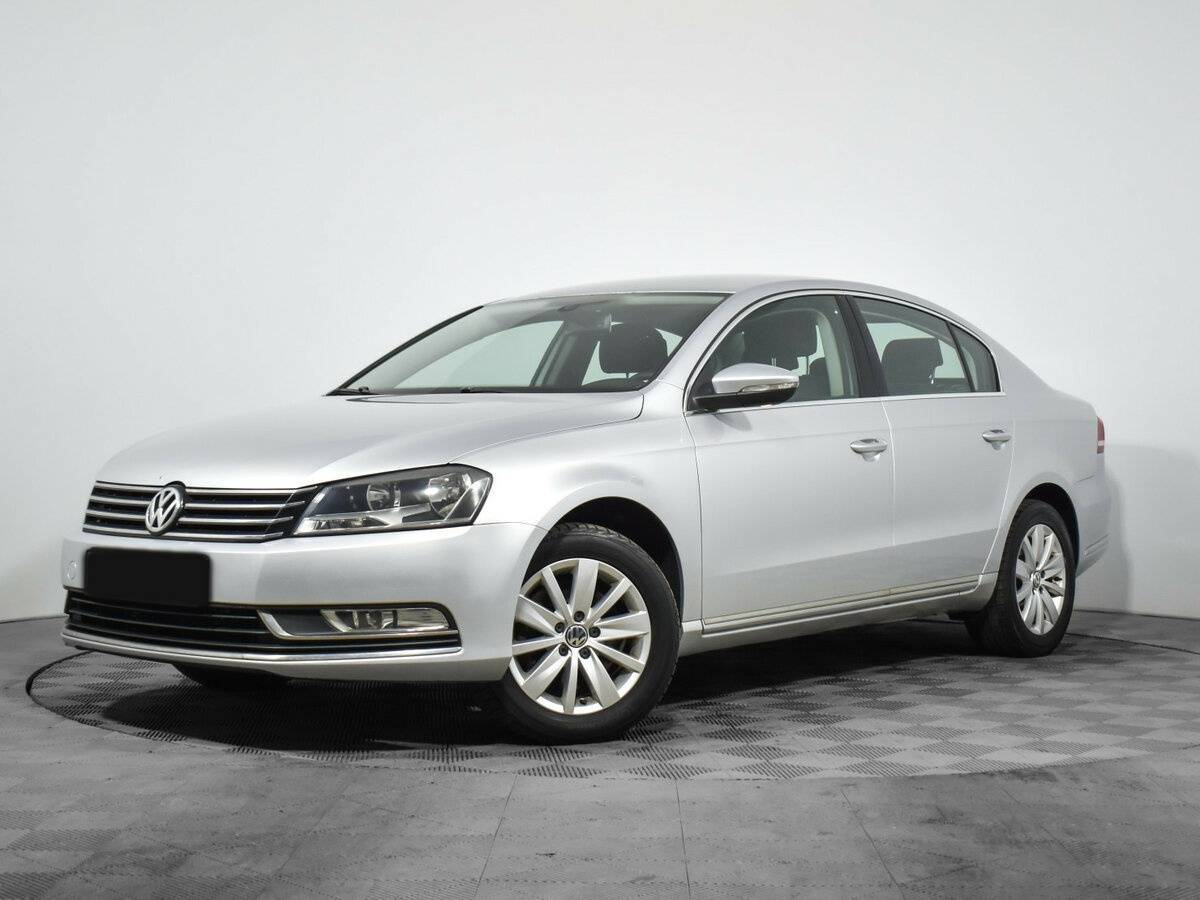 Купить Volkswagen Passat с пробегом. Посмотреть фото