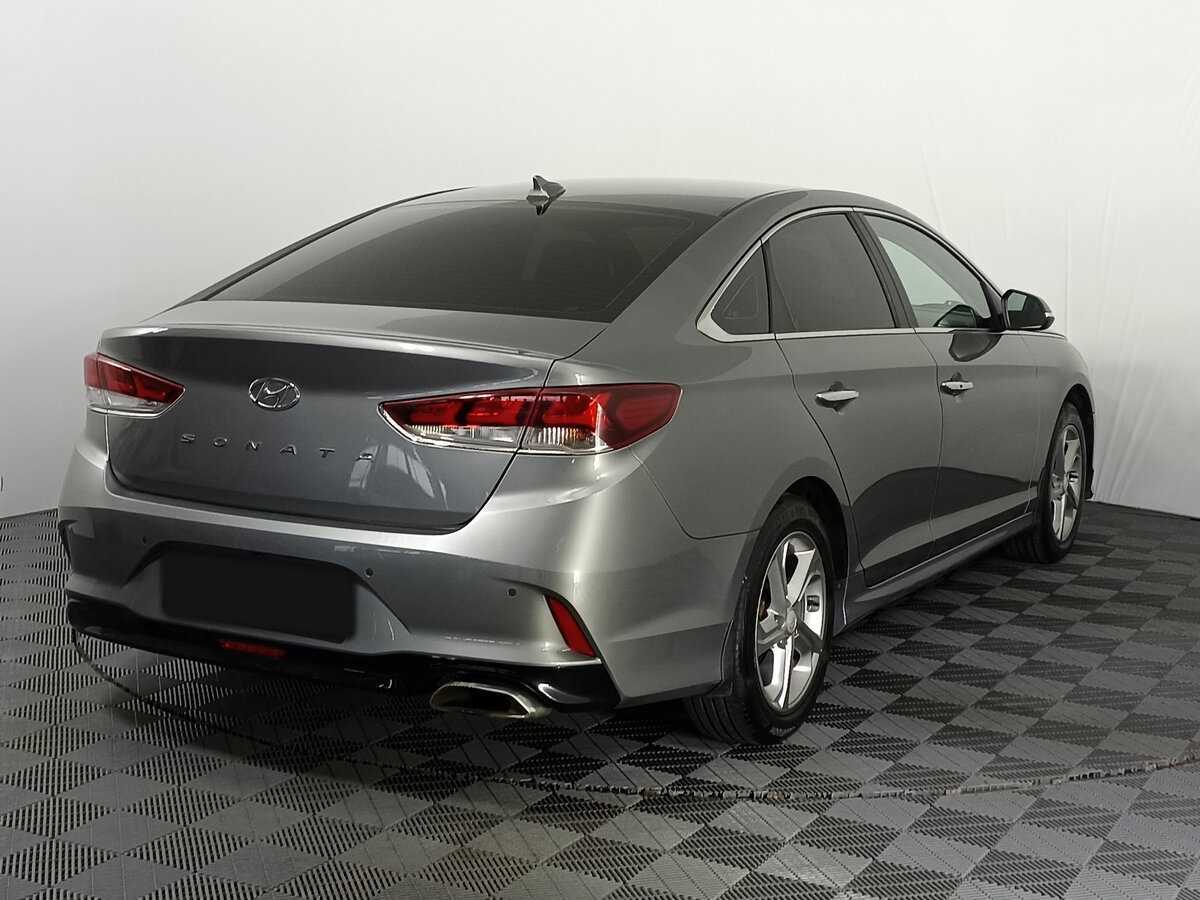 Купить Hyundai Sonata с пробегом. Фото: #3