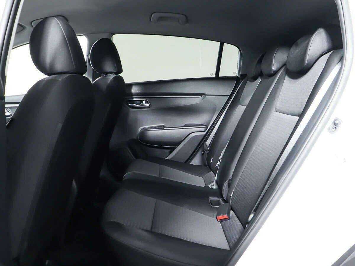 Купить Kia Rio с пробегом. Фото: #13