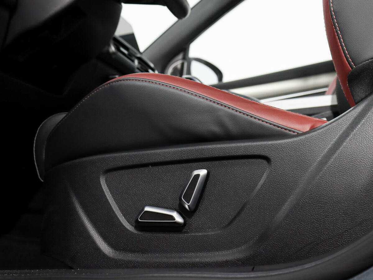 Купить Geely Coolray с пробегом. Фото: #9