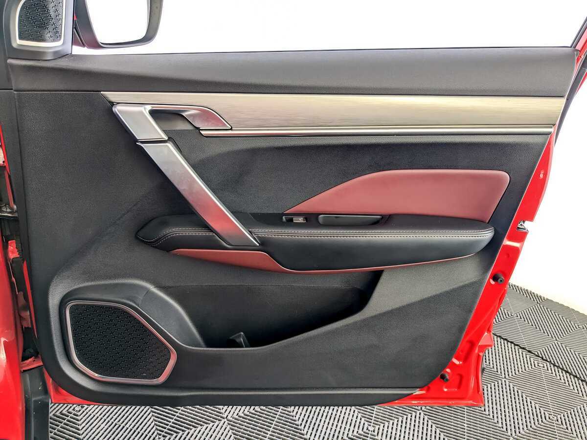 Купить Geely Coolray с пробегом. Фото: #20