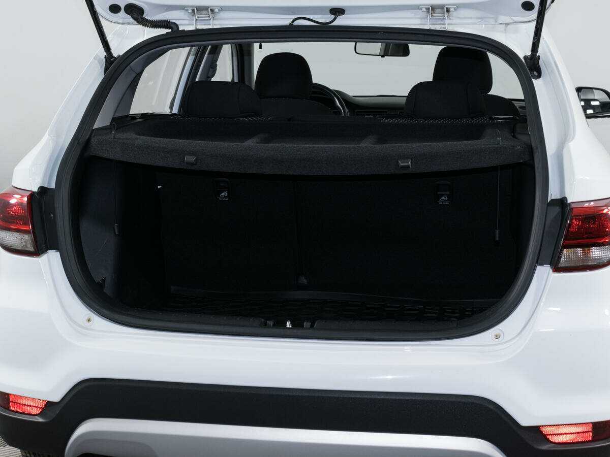 Купить Kia Rio с пробегом. Фото: #8