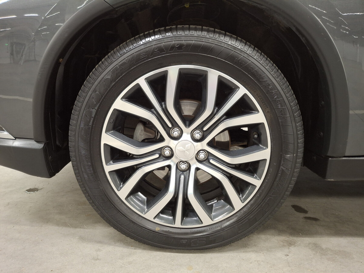 Купить Mitsubishi Outlander с пробегом. Фото: #16