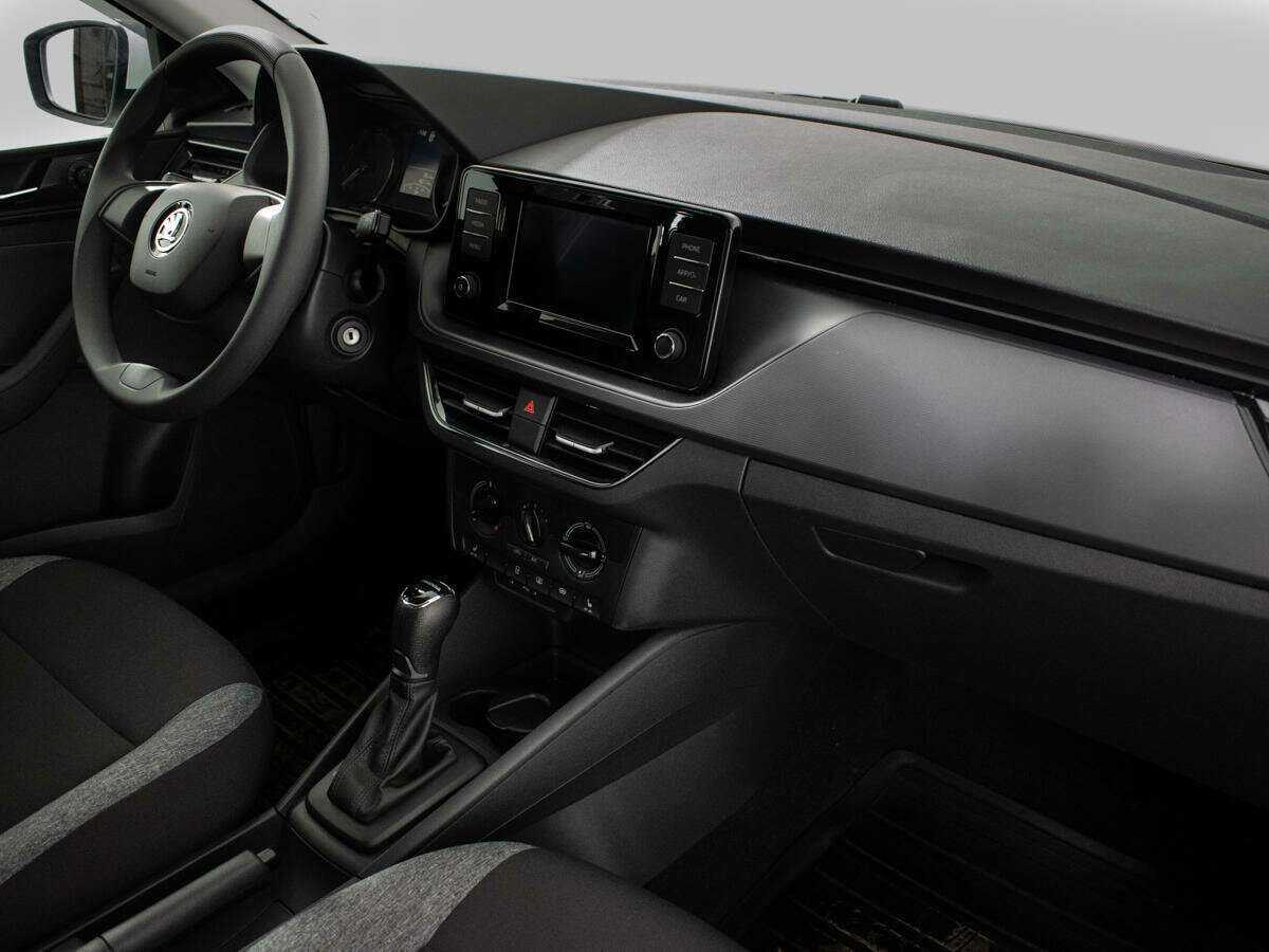 Купить Skoda Rapid с пробегом. Фото: #6